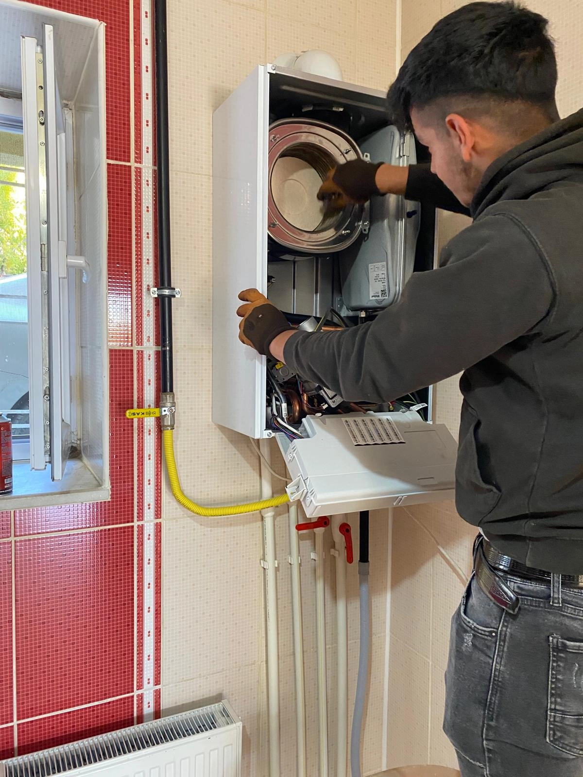 ERGANİ  KOMBİ KLİMA TEKNİK SERVİSİ 