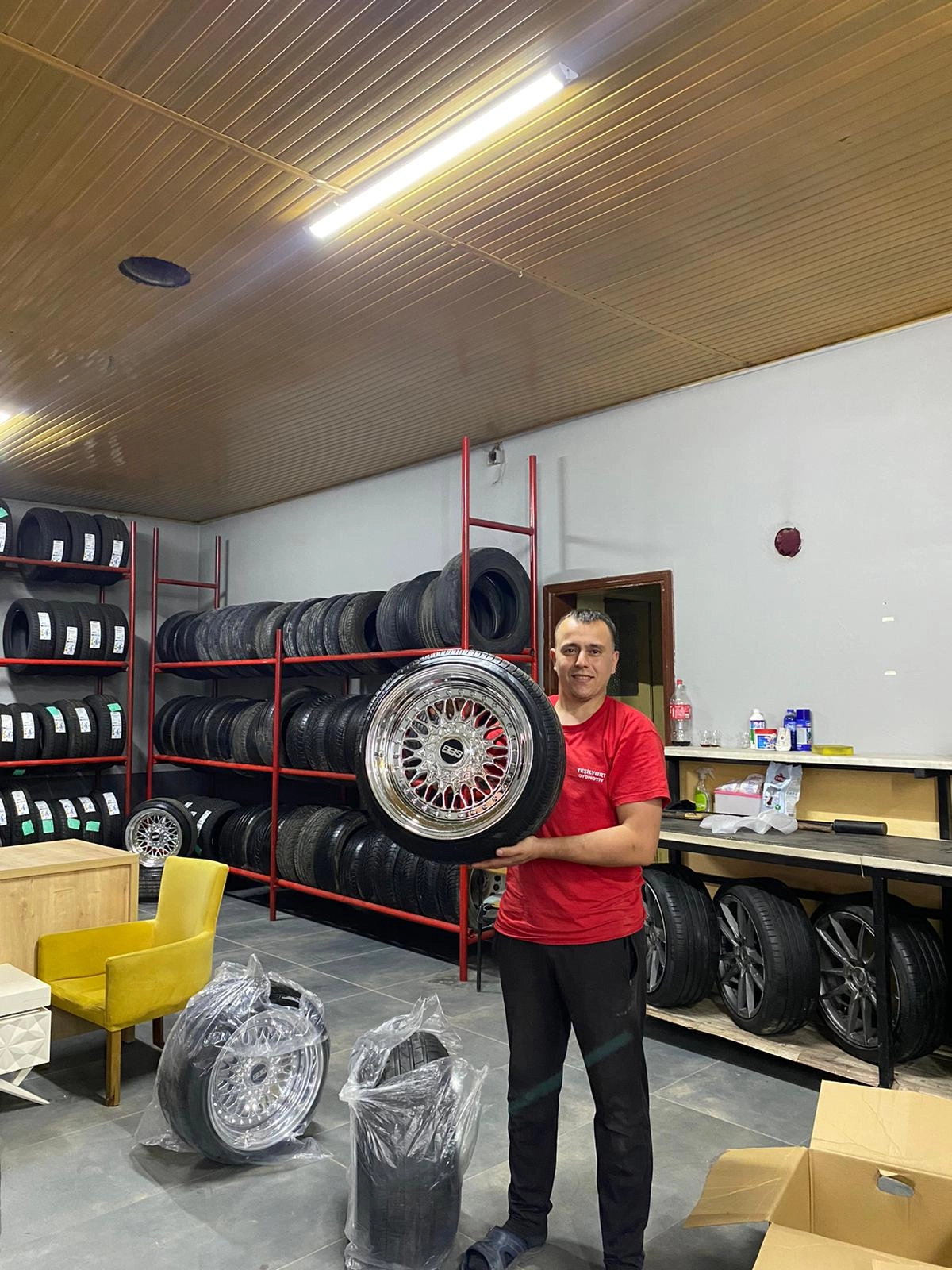 ADAPAZARI OTO LASTİK HİZMETİ 