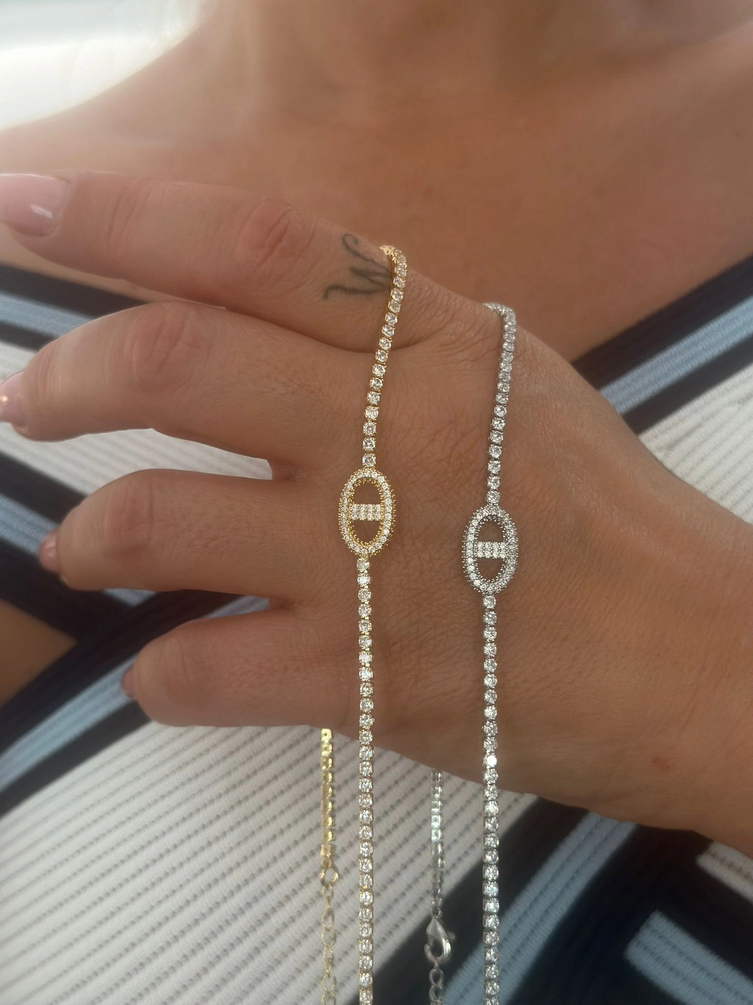 Zirkon Taş Detaylı Ayarlamalı Choker Kolye (Gümüş Kaplama)