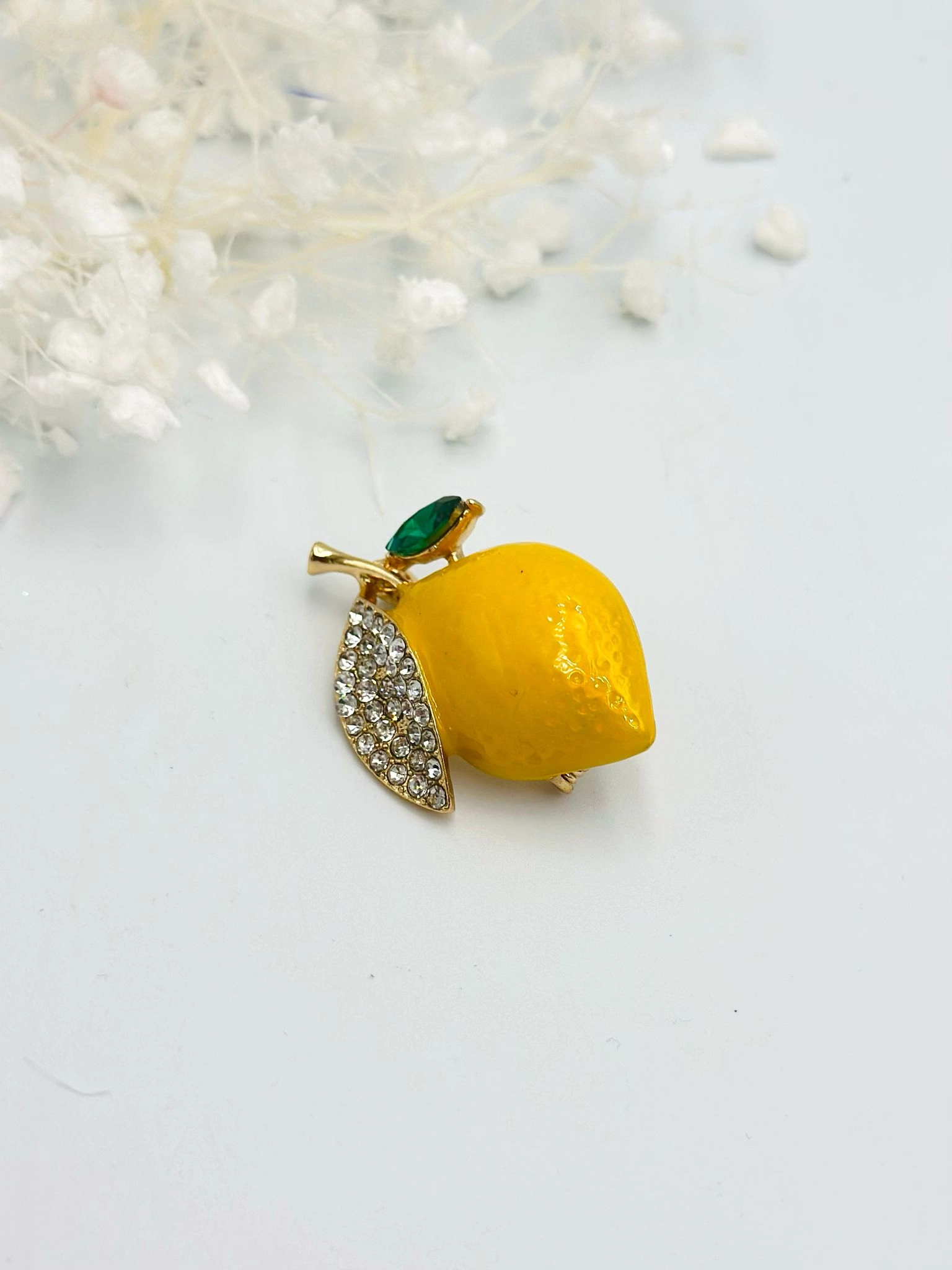 Zirkon Taş Detaylı Limon Broş