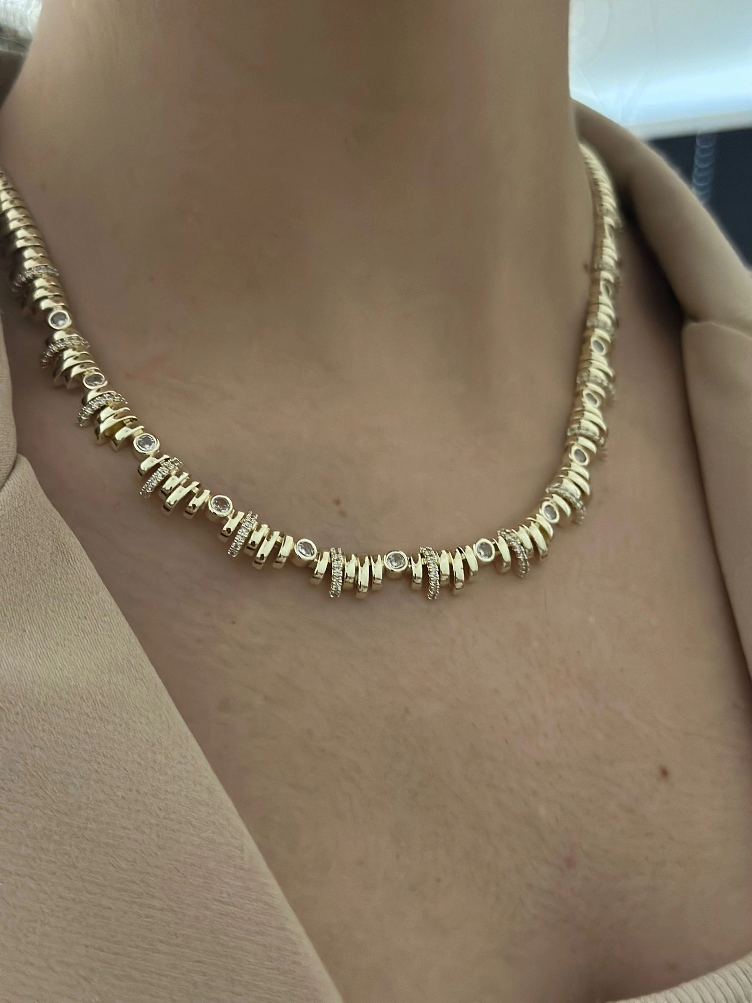 Tek Taş Detaylı Geometrik Choker Kolye (Çelik)