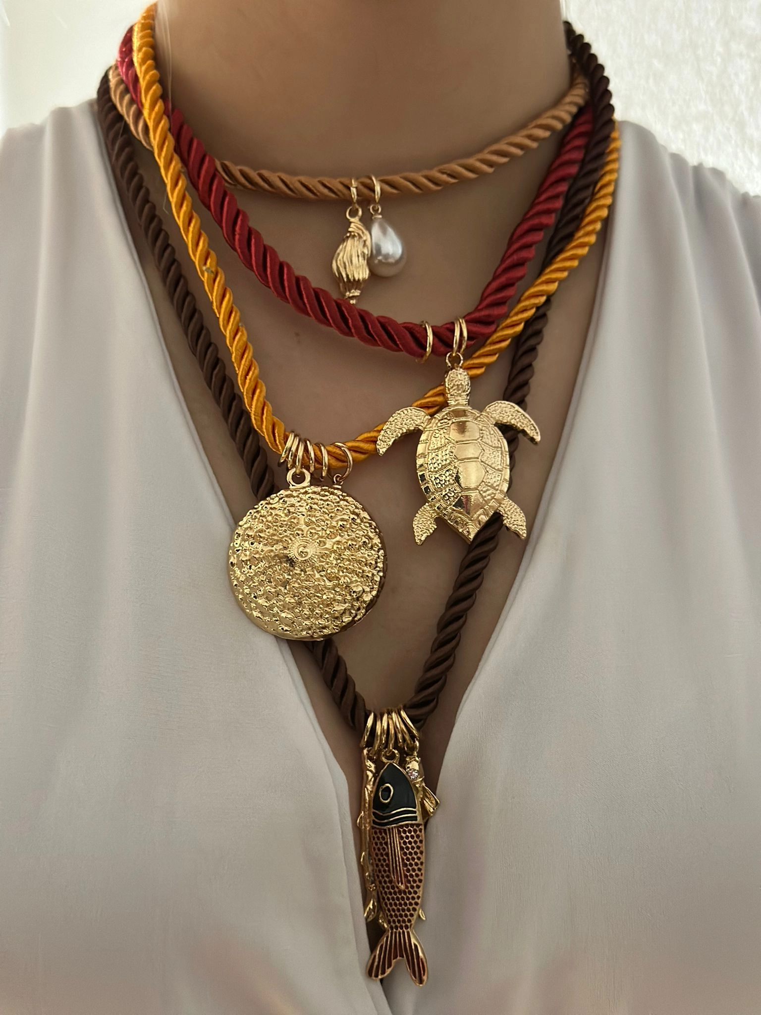 Çoklu Renkli Kaplumbağa Ve Balık Detay Kolye