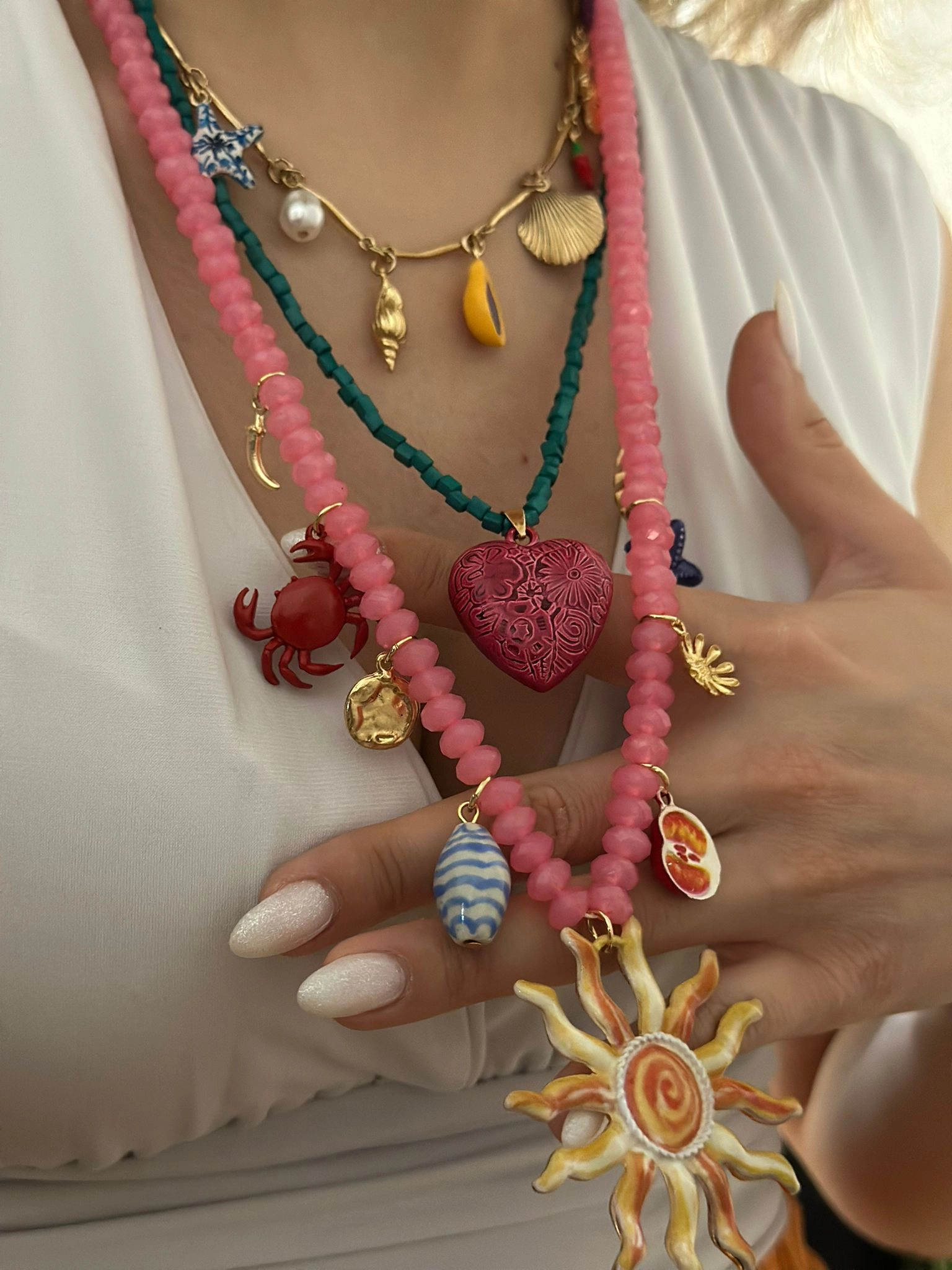 3 Sıra Yaz Neşesi Charm Detaylı Kolye