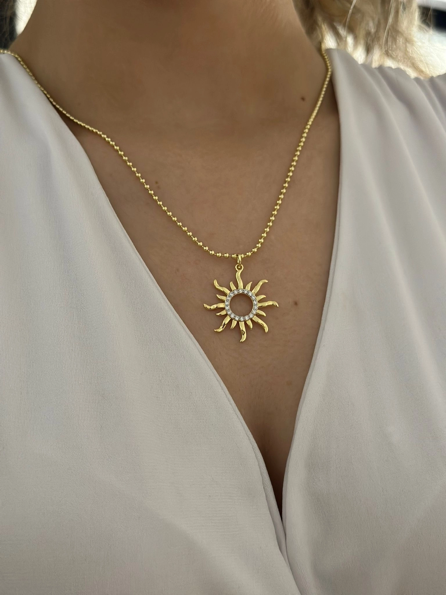 Topçuk Zincir Ve Güneş Detay Çelik Kolye